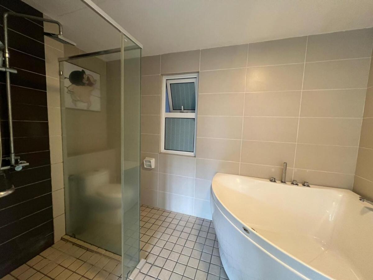 Haven Lakeside With Bathtub 9pax Pangsapuri *